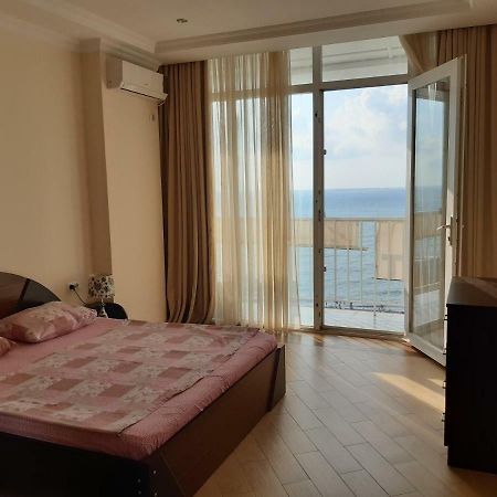Beautiful House By The Sea Apartman Batumi Kültér fotó