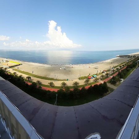 Beautiful House By The Sea Apartman Batumi Kültér fotó